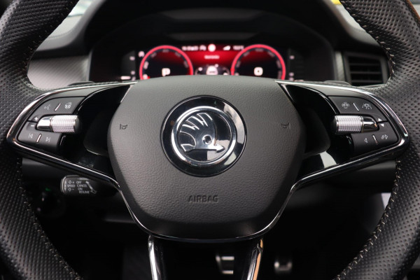 Škoda Kodiaq 1.5 TSI Sportline Business org.Nl el.trekhaak el.schuifdak canton stuur+stoelverw. el.klep Škoda Kodiaq 1.5 TSI Sportline Business org.Nl el.trekhaak el.schuifdak canton stuur+stoelverw. el.klep