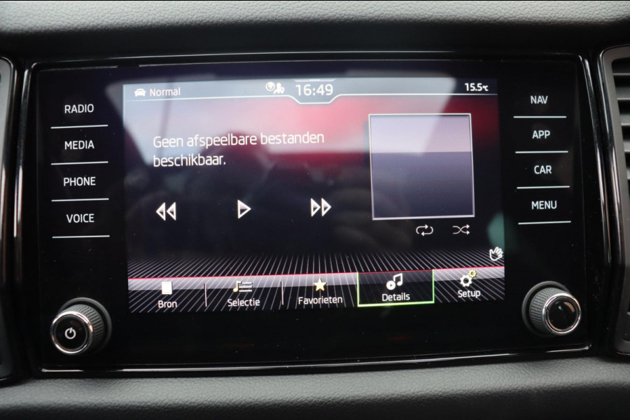 Škoda Kodiaq 1.5 TSI Sportline Business org.Nl el.trekhaak el.schuifdak canton stuur+stoelverw. el.klep Škoda Kodiaq 1.5 TSI Sportline Business org.Nl el.trekhaak el.schuifdak canton stuur+stoelverw. el.klep