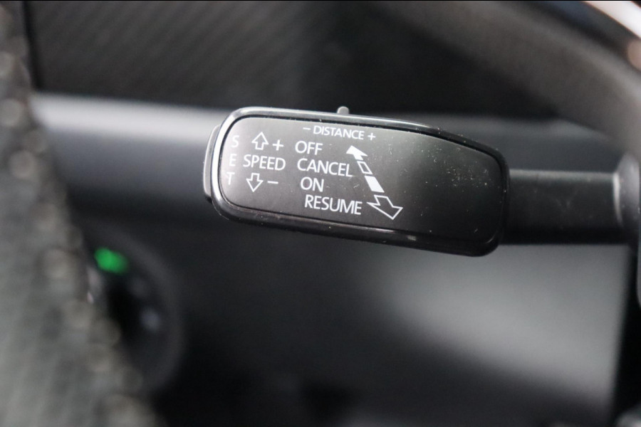 Škoda Kodiaq 1.5 TSI Sportline Business org.Nl el.trekhaak el.schuifdak canton stuur+stoelverw. el.klep Škoda Kodiaq 1.5 TSI Sportline Business org.Nl el.trekhaak el.schuifdak canton stuur+stoelverw. el.klep