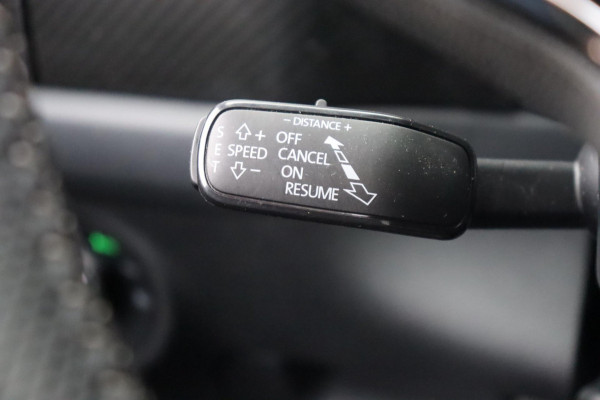 Škoda Kodiaq 1.5 TSI Sportline Business org.Nl el.trekhaak el.schuifdak canton stuur+stoelverw. el.klep Škoda Kodiaq 1.5 TSI Sportline Business org.Nl el.trekhaak el.schuifdak canton stuur+stoelverw. el.klep