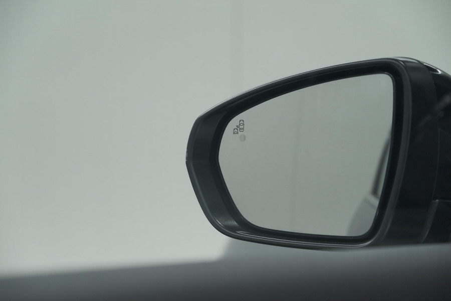 Citroën C5 Aircross 1.6 Plug-in Hybrid 225 Max | 360 Camera | Adaptieve Cruise Control | Dodehoekdetectie | Elektrische Kofferklep Citroën C5 Aircross 1.6 Plug-in Hybrid 225 Max | 360 Camera | Adaptieve Cruise Control | Dodehoekdetectie | Elektrische Kofferklep