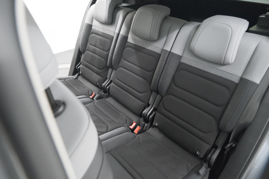 Citroën C5 Aircross 1.6 Plug-in Hybrid 225 Max | 360 Camera | Adaptieve Cruise Control | Dodehoekdetectie | Elektrische Kofferklep Citroën C5 Aircross 1.6 Plug-in Hybrid 225 Max | 360 Camera | Adaptieve Cruise Control | Dodehoekdetectie | Elektrische Kofferklep