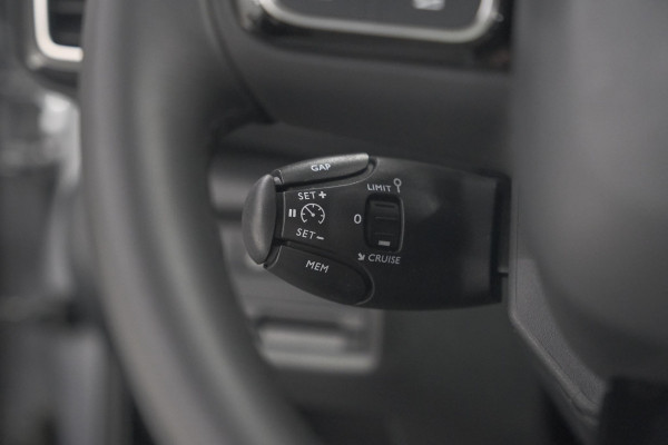 Citroën C5 Aircross 1.6 Plug-in Hybrid 225 Max | 360 Camera | Adaptieve Cruise Control | Dodehoekdetectie | Elektrische Kofferklep Citroën C5 Aircross 1.6 Plug-in Hybrid 225 Max | 360 Camera | Adaptieve Cruise Control | Dodehoekdetectie | Elektrische Kofferklep