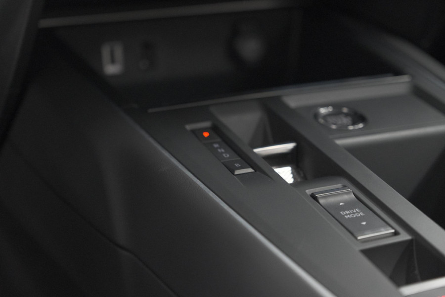 Citroën C5 Aircross 1.6 Plug-in Hybrid 225 Max | 360 Camera | Adaptieve Cruise Control | Dodehoekdetectie | Elektrische Kofferklep Citroën C5 Aircross 1.6 Plug-in Hybrid 225 Max | 360 Camera | Adaptieve Cruise Control | Dodehoekdetectie | Elektrische Kofferklep