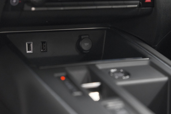 Citroën C5 Aircross 1.6 Plug-in Hybrid 225 Max | 360 Camera | Adaptieve Cruise Control | Dodehoekdetectie | Elektrische Kofferklep Citroën C5 Aircross 1.6 Plug-in Hybrid 225 Max | 360 Camera | Adaptieve Cruise Control | Dodehoekdetectie | Elektrische Kofferklep