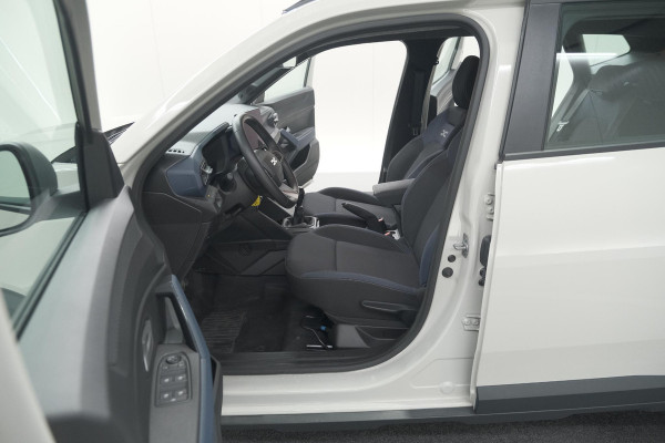 Dacia Duster Mild Hybrid 130 Expression | Camera | Stoelverwarming | Apple Carplay | Navigatie Dacia Duster Mild Hybrid 130 Expression | Camera | Stoelverwarming | Apple Carplay | Navigatie