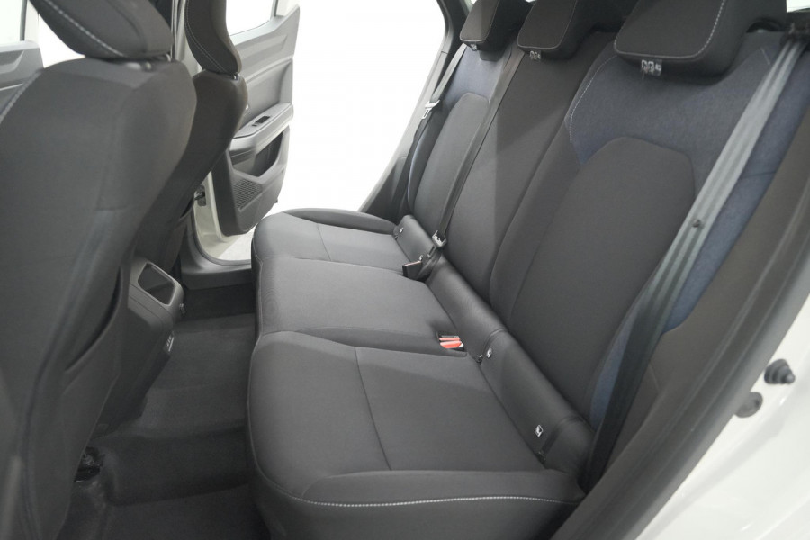 Dacia Duster Mild Hybrid 130 Expression | Camera | Stoelverwarming | Apple Carplay | Navigatie Dacia Duster Mild Hybrid 130 Expression | Camera | Stoelverwarming | Apple Carplay | Navigatie