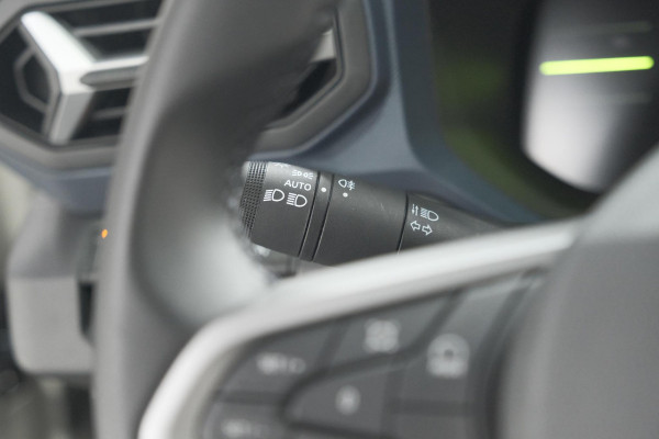 Dacia Duster Mild Hybrid 130 Expression | Camera | Stoelverwarming | Apple Carplay | Navigatie Dacia Duster Mild Hybrid 130 Expression | Camera | Stoelverwarming | Apple Carplay | Navigatie