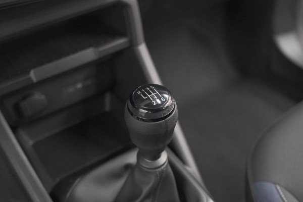 Dacia Duster Mild Hybrid 130 Expression | Camera | Stoelverwarming | Apple Carplay | Navigatie Dacia Duster Mild Hybrid 130 Expression | Camera | Stoelverwarming | Apple Carplay | Navigatie