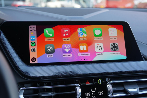 BMW 1-serie 118i Executive Edition + HARMAN KARDON / CAMERA / STOELVERWARMING