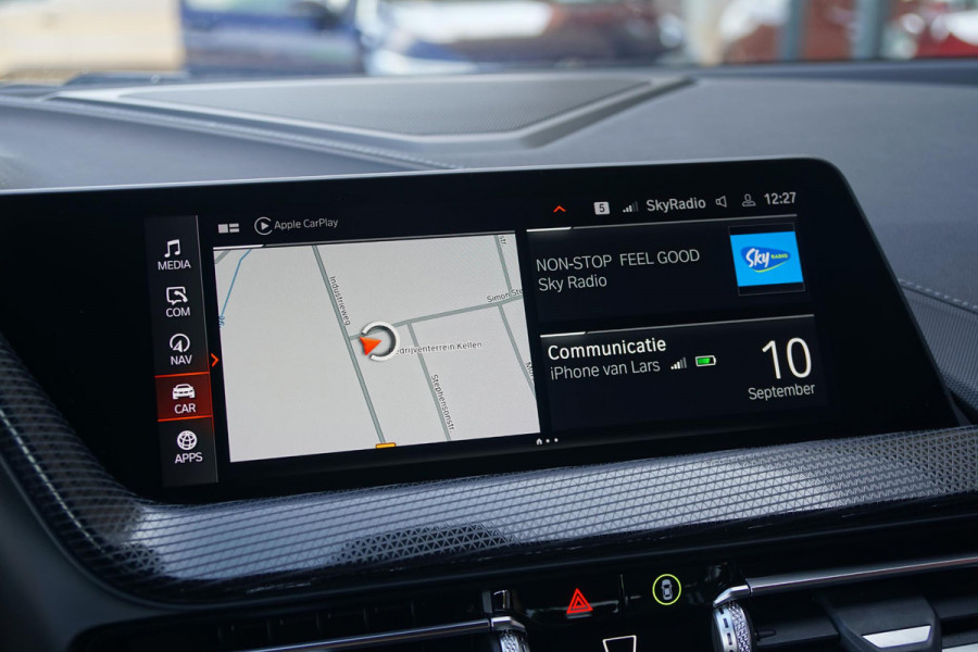 BMW 1-serie 118i Executive Edition + HARMAN KARDON / CAMERA / STOELVERWARMING