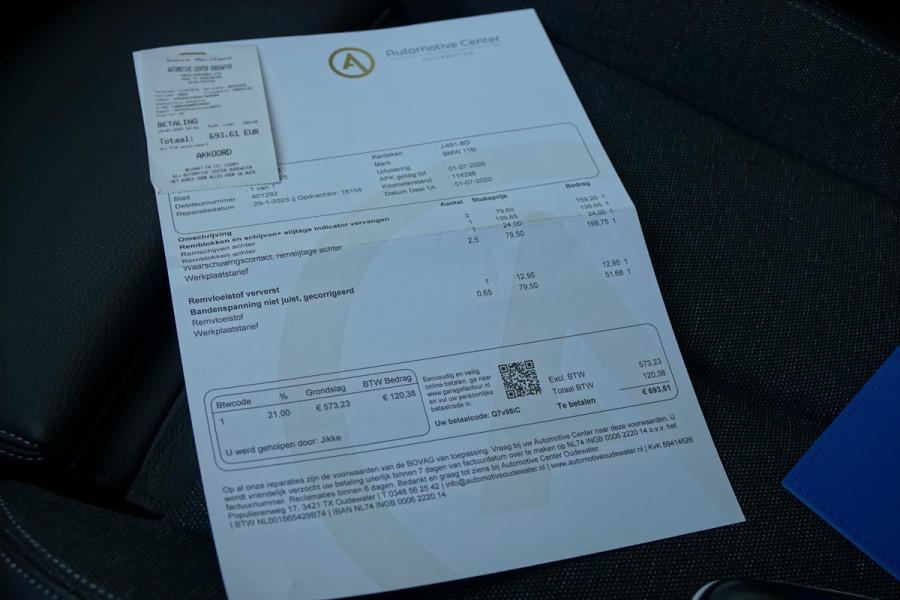 BMW 1-serie 118i Executive Edition + HARMAN KARDON / CAMERA / STOELVERWARMING