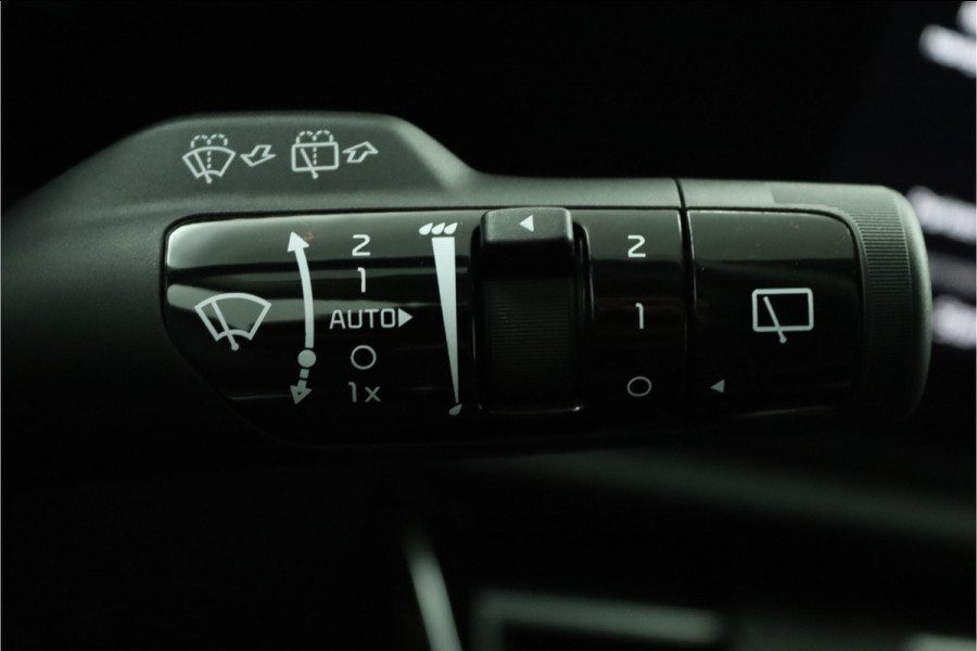 Kia Niro 1.6 GDi Hybrid ExecutiveLine Apple Carplay/Android Auto - Cruise Control - Dodehoekdetectie - Navigatie - Stoel/Stuurverwarming - Fabrieksgarantie tot 09-2031 Kia Niro 1.6 GDi Hybrid ExecutiveLine Apple Carplay/Android Auto - Cruise Control - Dodehoekdetectie - Navigatie - Stoel/Stuurverwarming - Fabrieksgarantie tot 09-2031
