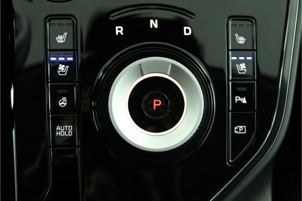 Kia Niro 1.6 GDi Hybrid ExecutiveLine Apple Carplay/Android Auto - Cruise Control - Dodehoekdetectie - Navigatie - Stoel/Stuurverwarming - Fabrieksgarantie tot 09-2031 Kia Niro 1.6 GDi Hybrid ExecutiveLine Apple Carplay/Android Auto - Cruise Control - Dodehoekdetectie - Navigatie - Stoel/Stuurverwarming - Fabrieksgarantie tot 09-2031