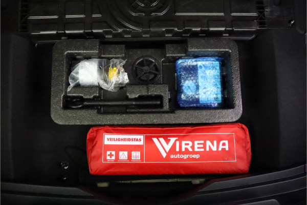 Kia Niro 1.6 GDi Hybrid ExecutiveLine Apple Carplay/Android Auto - Cruise Control - Dodehoekdetectie - Navigatie - Stoel/Stuurverwarming - Fabrieksgarantie tot 09-2031 Kia Niro 1.6 GDi Hybrid ExecutiveLine Apple Carplay/Android Auto - Cruise Control - Dodehoekdetectie - Navigatie - Stoel/Stuurverwarming - Fabrieksgarantie tot 09-2031