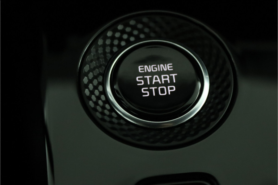 Kia Niro 1.6 GDi Hybrid ExecutiveLine Apple Carplay/Android Auto - Cruise Control - Dodehoekdetectie - Navigatie - Stoel/Stuurverwarming - Fabrieksgarantie tot 09-2031 Kia Niro 1.6 GDi Hybrid ExecutiveLine Apple Carplay/Android Auto - Cruise Control - Dodehoekdetectie - Navigatie - Stoel/Stuurverwarming - Fabrieksgarantie tot 09-2031