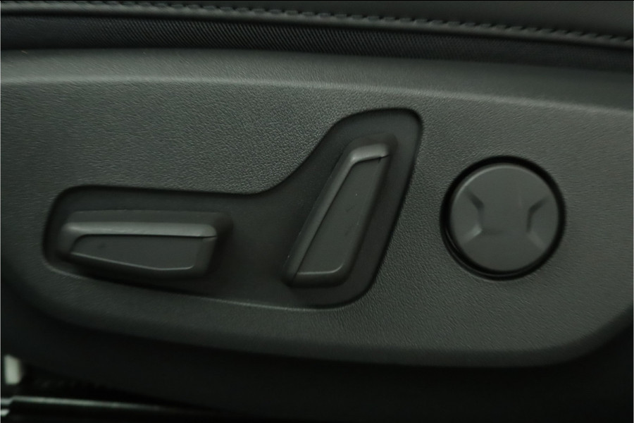 Kia Niro 1.6 GDi Hybrid ExecutiveLine Apple Carplay/Android Auto - Cruise Control - Dodehoekdetectie - Navigatie - Stoel/Stuurverwarming - Fabrieksgarantie tot 09-2031 Kia Niro 1.6 GDi Hybrid ExecutiveLine Apple Carplay/Android Auto - Cruise Control - Dodehoekdetectie - Navigatie - Stoel/Stuurverwarming - Fabrieksgarantie tot 09-2031