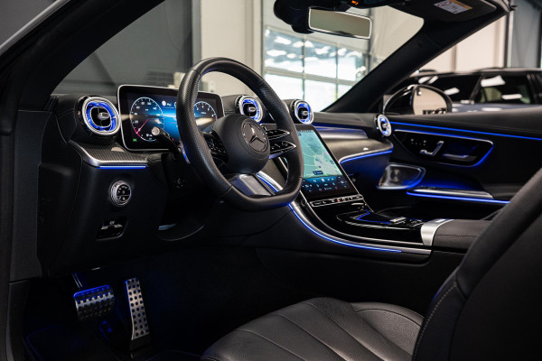 Mercedes-Benz CLE Cabriolet 200 AMG Line *Burmester / Airscarf / Keyless / Memory / Night-pakket* Mercedes-Benz CLE Cabriolet 200 AMG Line *Burmester / Airscarf / Keyless / Memory / Night-pakket*