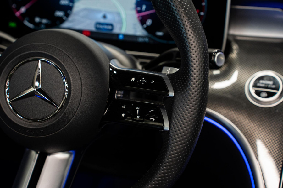 Mercedes-Benz CLE Cabriolet 200 AMG Line *Burmester / Airscarf / Keyless / Memory / Night-pakket* Mercedes-Benz CLE Cabriolet 200 AMG Line *Burmester / Airscarf / Keyless / Memory / Night-pakket*