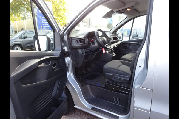 Renault Trafic 2.0 dCi 110 T30 L2H1 Work Edition NWST 3 Zits AC APPLE CARPLAY CRUISE PDC Renault Trafic 2.0 dCi 110 T30 L2H1 Work Edition NWST 3 Zits AC APPLE CARPLAY CRUISE PDC