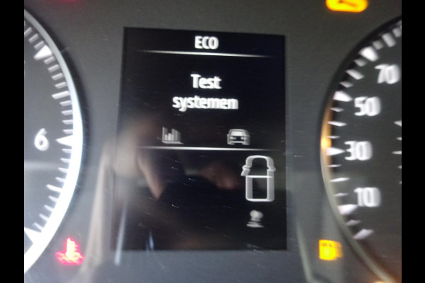 Renault Trafic 2.0 dCi 110 T30 L2H1 Work Edition NWST 3 Zits AC APPLE CARPLAY CRUISE PDC Renault Trafic 2.0 dCi 110 T30 L2H1 Work Edition NWST 3 Zits AC APPLE CARPLAY CRUISE PDC