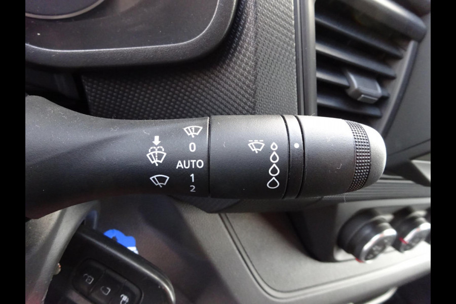 Renault Trafic 2.0 dCi 110 T30 L2H1 Work Edition NWST 3 Zits AC APPLE CARPLAY CRUISE PDC Renault Trafic 2.0 dCi 110 T30 L2H1 Work Edition NWST 3 Zits AC APPLE CARPLAY CRUISE PDC