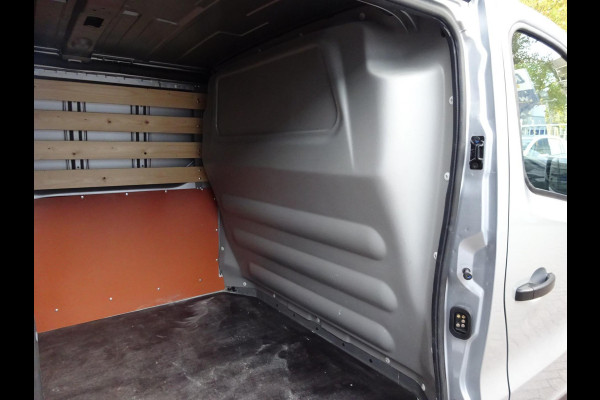 Renault Trafic 2.0 dCi 110 T30 L2H1 Work Edition NWST 3 Zits AC APPLE CARPLAY CRUISE PDC Renault Trafic 2.0 dCi 110 T30 L2H1 Work Edition NWST 3 Zits AC APPLE CARPLAY CRUISE PDC