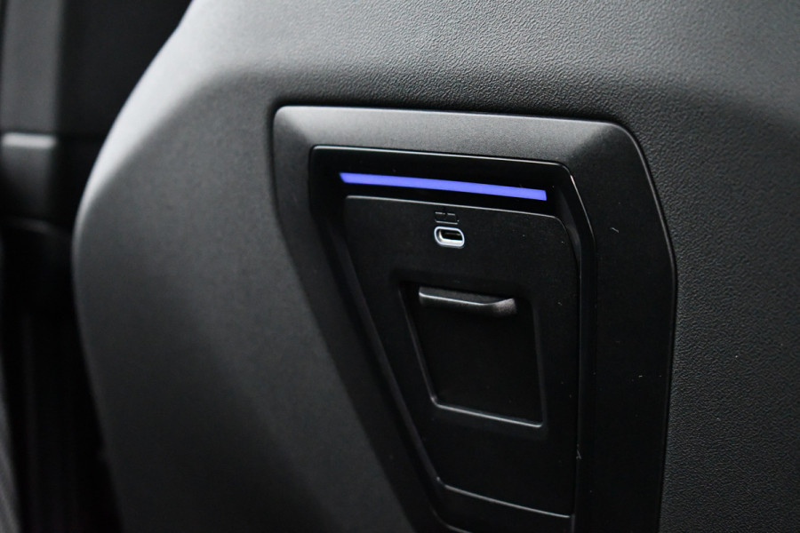 BMW 5 Serie Touring 520i M-Sport Pano Trekh B&W 21inch ACC 360 HUD Stoelventilatie Brooklyngrau