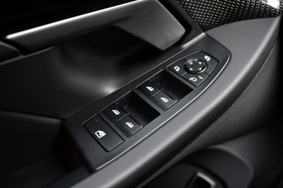 BMW 5 Serie Touring 520i M-Sport Pano Trekh B&W 21inch ACC 360 HUD Stoelventilatie Brooklyngrau