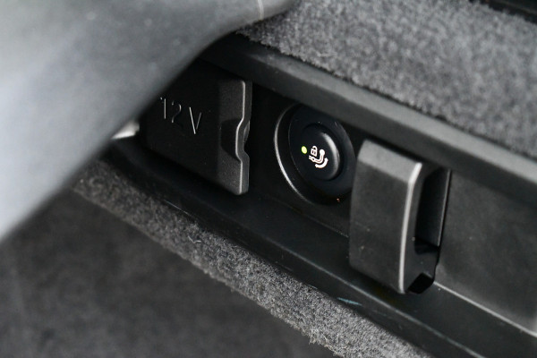 BMW 5 Serie Touring 520i M-Sport Pano Trekh B&W 21inch ACC 360 HUD Stoelventilatie Brooklyngrau