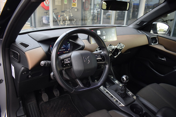 DS DS 3 Crossback 1.2 PureTech Business | Afn. Trekhaak | Apple CarPlay | Half Leer | Climate DS DS 3 Crossback 1.2 PureTech Business | Afn. Trekhaak | Apple CarPlay | Half Leer | Climate
