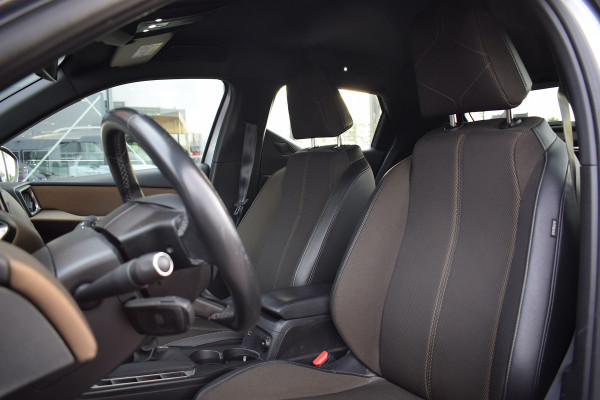 DS DS 3 Crossback 1.2 PureTech Business | Afn. Trekhaak | Apple CarPlay | Half Leer | Climate DS DS 3 Crossback 1.2 PureTech Business | Afn. Trekhaak | Apple CarPlay | Half Leer | Climate