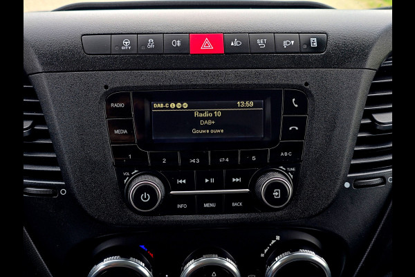 Iveco Daily 35S14V 2.3 352L H2 L2L H2 - 140 Pk - Euro 6 - Airco - Cruise Control