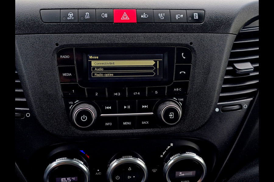 Iveco Daily 35S14V 2.3 352L H2 L2L H2 - 140 Pk - Euro 6 - Airco - Cruise Control