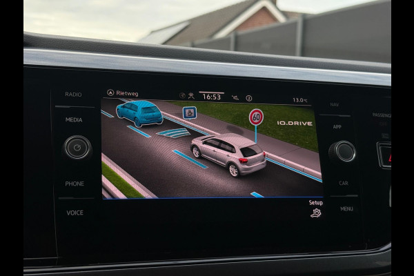 Volkswagen Polo 1.0 TSI Edition CarPlay IQ Lights