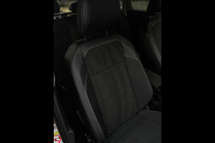 Volkswagen Polo 1.0 TSI Edition CarPlay IQ Lights