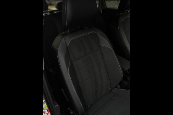 Volkswagen Polo 1.0 TSI Edition CarPlay IQ Lights