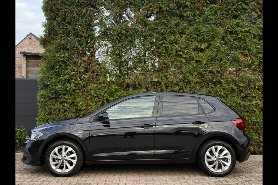 Volkswagen Polo 1.0 TSI Life CarPlay ACC Automaat Volkswagen Polo 1.0 TSI Life CarPlay ACC Automaat