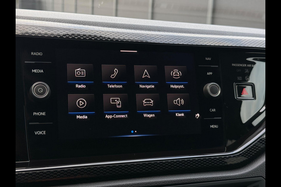 Volkswagen Polo 1.0 TSI Life CarPlay ACC Automaat Volkswagen Polo 1.0 TSI Life CarPlay ACC Automaat