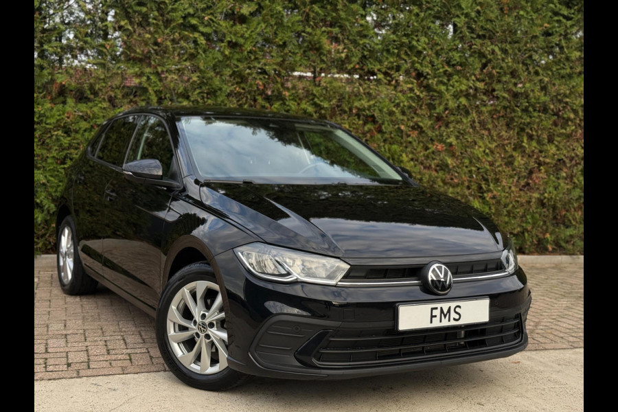 Volkswagen Polo 1.0 TSI Life CarPlay ACC Automaat Volkswagen Polo 1.0 TSI Life CarPlay ACC Automaat