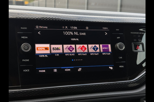 Volkswagen Polo 1.0 TSI Life CarPlay ACC Automaat Volkswagen Polo 1.0 TSI Life CarPlay ACC Automaat