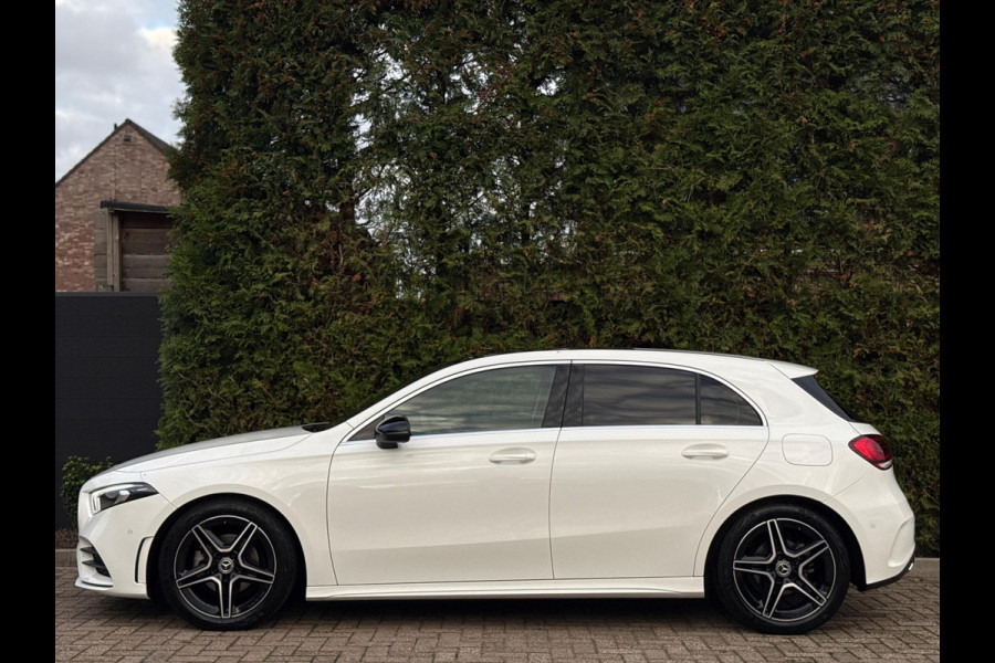 Mercedes-Benz A-Klasse 180 AMG Line Panorama CarPlay Mercedes-Benz A-Klasse 180 AMG Line Panorama CarPlay