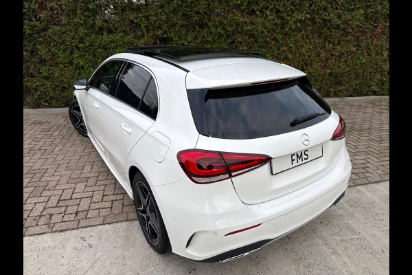 Mercedes-Benz A-Klasse 180 AMG Line Panorama CarPlay Mercedes-Benz A-Klasse 180 AMG Line Panorama CarPlay