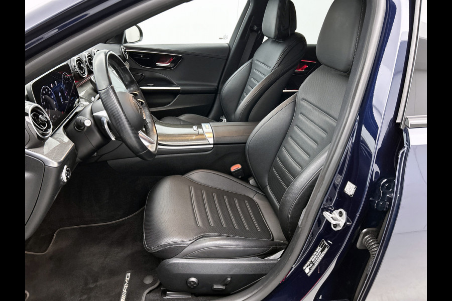 Mercedes-Benz C-Klasse 180 AMG Line Multispaaks lichtmetalen velgen 19 inch. Navigatie | parking support met camera achter | Inclusief 24 maanden MB Certified garantie voor Europa.