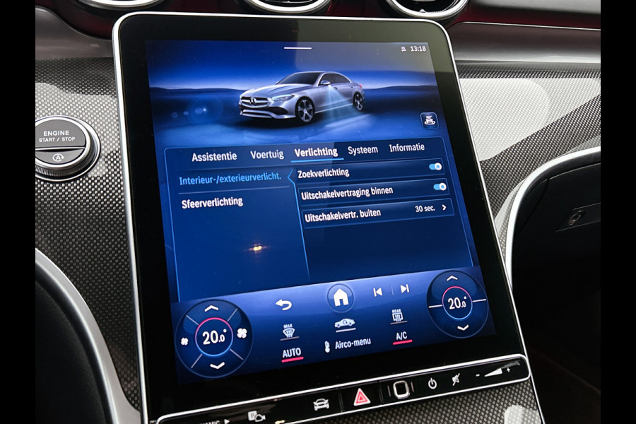 Mercedes-Benz C-Klasse 180 AMG Line Multispaaks lichtmetalen velgen 19 inch. Navigatie | parking support met camera achter | Inclusief 24 maanden MB Certified garantie voor Europa.