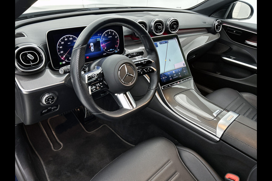 Mercedes-Benz C-Klasse 180 AMG Line Multispaaks lichtmetalen velgen 19 inch. Navigatie | parking support met camera achter | Inclusief 24 maanden MB Certified garantie voor Europa.