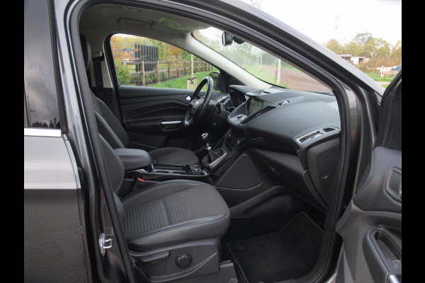 Ford Kuga 1.5 EcoBoost Titanium | Apple Carplay | Camera | Cruise Control | Trekhaak | Ford Kuga 1.5 EcoBoost Titanium | Apple Carplay | Camera | Cruise Control | Trekhaak |