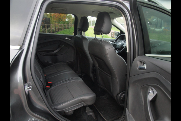 Ford Kuga 1.5 EcoBoost Titanium | Apple Carplay | Camera | Cruise Control | Trekhaak | Ford Kuga 1.5 EcoBoost Titanium | Apple Carplay | Camera | Cruise Control | Trekhaak |