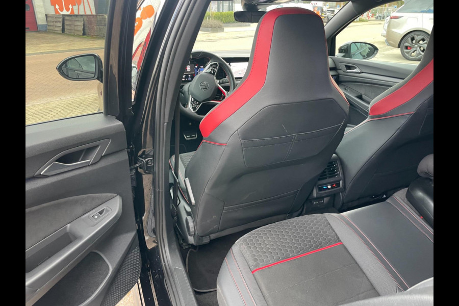 Volkswagen Golf 2.0 TSI GTI Clubsport IQ Panorama Garantie Dealer Onderhouden Volkswagen Golf 2.0 TSI GTI Clubsport IQ Panorama Garantie Dealer Onderhouden