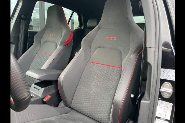 Volkswagen Golf 2.0 TSI GTI Clubsport IQ Panorama Garantie Dealer Onderhouden Volkswagen Golf 2.0 TSI GTI Clubsport IQ Panorama Garantie Dealer Onderhouden